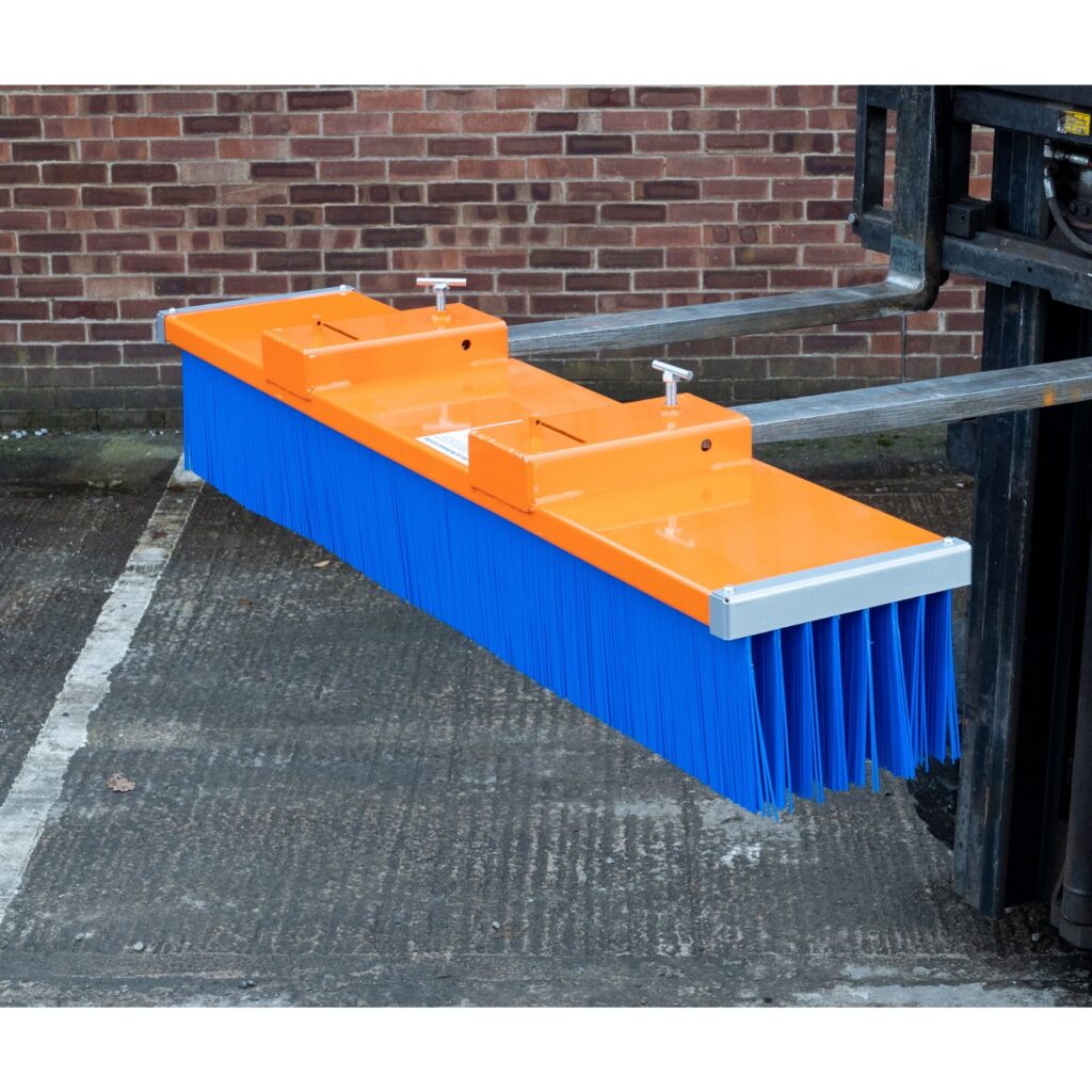 Fork mounted sweeper